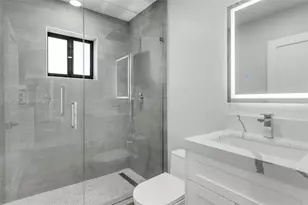 9381 SW 62nd St, Miami, FL 33173 - Photo 16