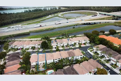 7035 NW 116th Ct, Doral, FL 33178 - Photo 2