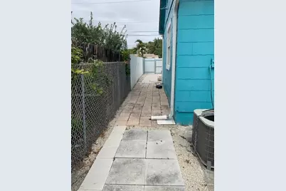 1218 N 24th Ave, Hollywood, FL 33020 - Photo 40