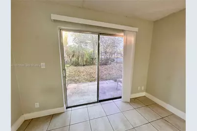 95 NE 41st St #L165, Oakland Park, FL 33334 - Photo 12