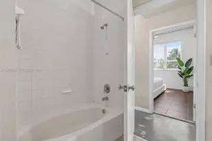 2001 Biscayne Blvd, Miami, FL 33137 - Photo 6