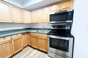 65 NE 59th St, Miami, FL 33137 - Photo 6