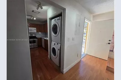 3438 SW 112th Ave, Miami, FL 33165 - Photo 4