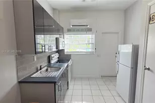 1105 NE 119th St, Biscayne Park, FL 33161 - Photo 8