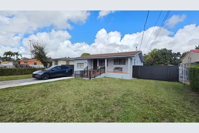 3041 NW 16th St, Miami, FL 33125 - Photo 4