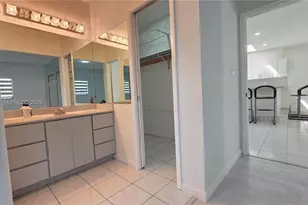 3041 NW 16th St, Miami, FL 33125 - Photo 24