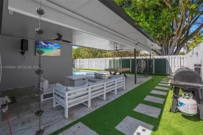 2132 NE 38th Rd, Homestead, FL 33033 - Photo 30