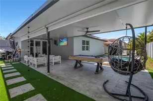 2132 NE 38th Rd, Homestead, FL 33033 - Photo 32