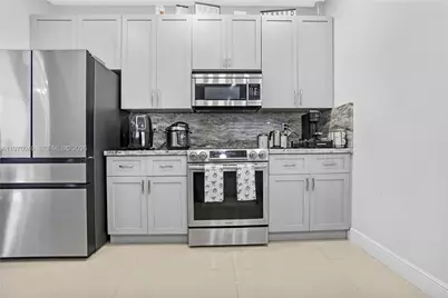 2132 NE 38th Rd, Homestead, FL 33033 - Photo 10