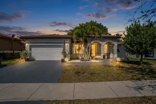 2132 NE 38th Rd, Homestead, FL 33033 - Photo 1