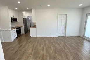 17860 SW 112th Ct, Miami, FL 33157 - Photo 12