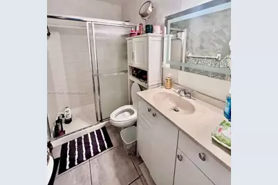 10076 NW 6th St #201, Pembroke Pines, FL 33024 - Photo 4
