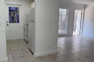 105 NE 12th Ave, Hallandale Beach, FL 33009 - Photo 18