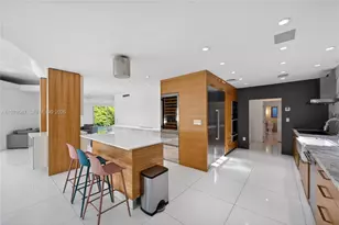 1000 N Shore Dr, Miami Beach, FL 33141 - Photo 14