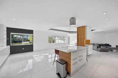 1000 N Shore Dr #0, Miami Beach, FL 33141 - Photo 16