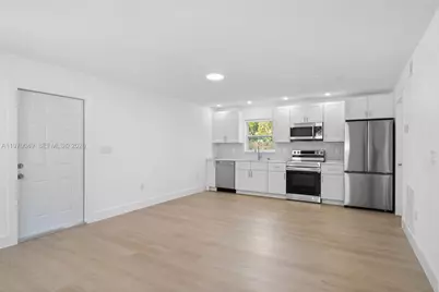 2241 Hope St, Hollywood, FL 33020 - Photo 4