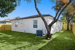 2241 Hope St, Hollywood, FL 33020 - Photo 24