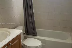 2607 NE 8th Ave, Wilton Manors, FL 33334 - Photo 12