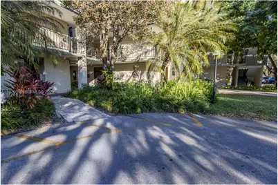 8931 N New River Canal Rd #1E, Plantation, FL 33324 - Photo 1