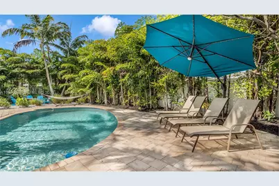 2037 Windward Dr, Lauderdale by the Sea, FL 33062 - Photo 42