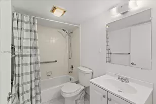 12701 SW 13th St, Pembroke Pines, FL 33027 - Photo 18