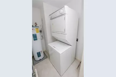 10 Aragon Ave #804, Coral Gables, FL 33134 - Photo 14