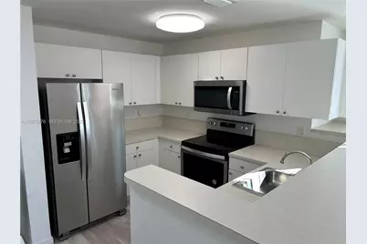 10 Aragon Ave #804, Coral Gables, FL 33134 - Photo 4