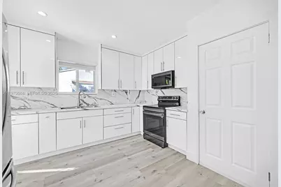 876 NE 81st St, Miami, FL 33138 - Photo 20