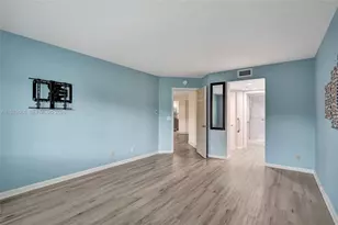 12750 SW 4th Ct, Pembroke Pines, FL 33027 - Photo 16