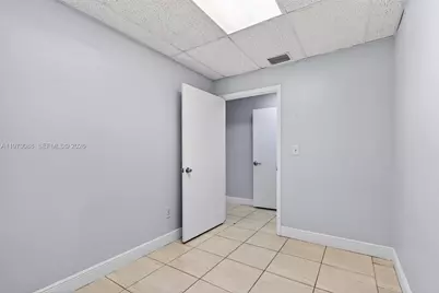 6447 Miami Lakes Dr E #225, Miami Lakes, FL 33014 - Photo 14