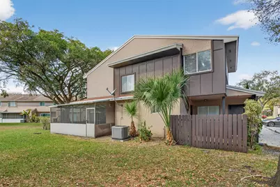 1343 Sussex Dr, North Lauderdale, FL 33068 - Photo 34