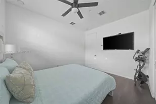 11349 SW 14th St, Pembroke Pines, FL 33025 - Photo 40