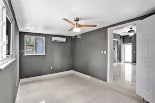 335 NW 109th St, Miami, FL 33168 - Photo 10