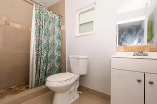 335 NW 109th St, Miami, FL 33168 - Photo 10