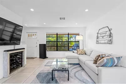 3035 Hayes St, Hollywood, FL 33021 - Photo 10