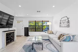 3035 Hayes St, Hollywood, FL 33021 - Photo 10