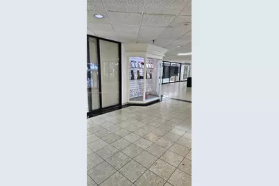 777 NW 72nd Ave #1109, Miami, FL 33126 - Photo 2