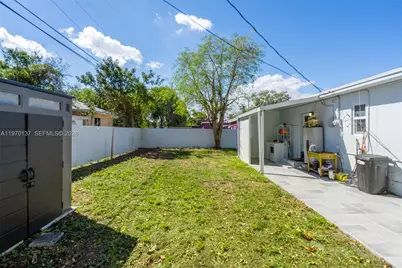 2020 NW 83rd Ter, Miami, FL 33147 - Photo 22