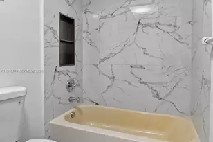 450 NW 20th St, Boca Raton, FL 33431 - Photo 10