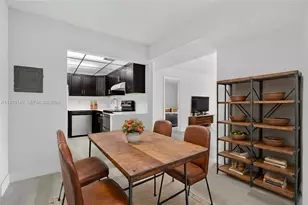 450 NW 20th St, Boca Raton, FL 33431 - Photo 12