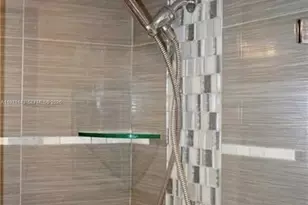 2200 NE 33rd Ave, Fort Lauderdale, FL 33305 - Photo 14