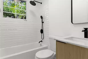 1009 Meridian Ave, Miami Beach, FL 33139 - Photo 20