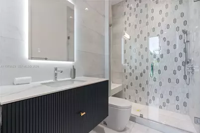 536 W 51st St, Miami Beach, FL 33140 - Photo 20