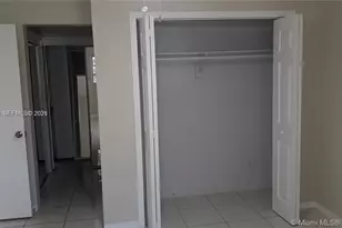 1540 NE 191st St, Miami, FL 33179 - Photo 12