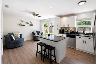 10708 NW 12th Manor, Plantation, FL 33322 - Photo 4