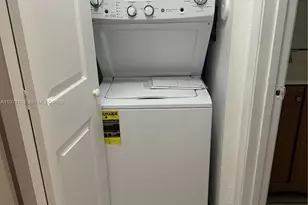 1791 NW 96th Terrace, Pembroke Pines, FL 33024 - Photo 6