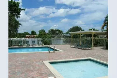 1791 NW 96th Ter #4F, Pembroke Pines, FL 33024 - Photo 12