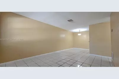 5830 NW 23rd St #5830, Lauderhill, FL 33313 - Photo 4