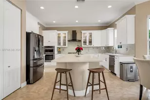 10120 N Lake Vista Ct, Parkland, FL 33076 - Photo 14