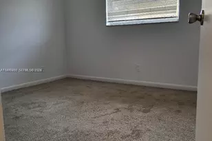 5156 NE 6th Ave, Oakland Park, FL 33334 - Photo 6